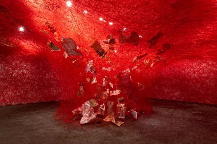 CHIHARU SHIOTA–塩田千春